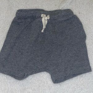 Old navy shorts size 18-24 months